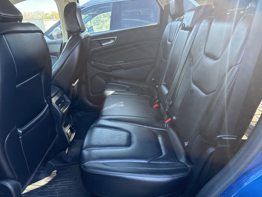 Used 2020 Ford Edge Titanium image 6