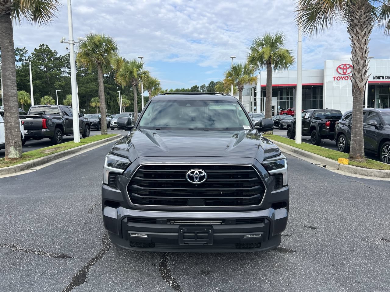 Used 2024 Toyota Sequoia SR5 w/ SR5 Premium Package AWD/4WD image 3