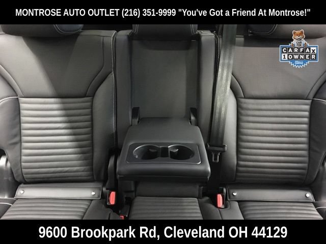 Used 2024 Land Rover Discovery Dynamic SE AWD/4WD image 26