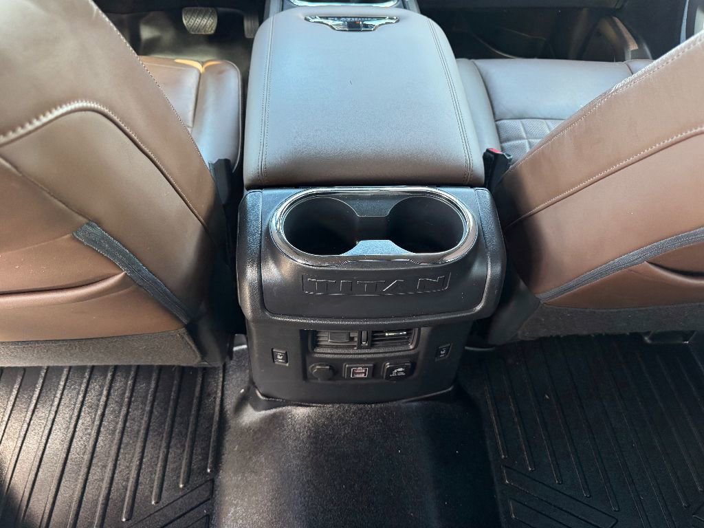 Used 2021 Nissan Titan Platinum Reserve w/ Moonroof Package image 11