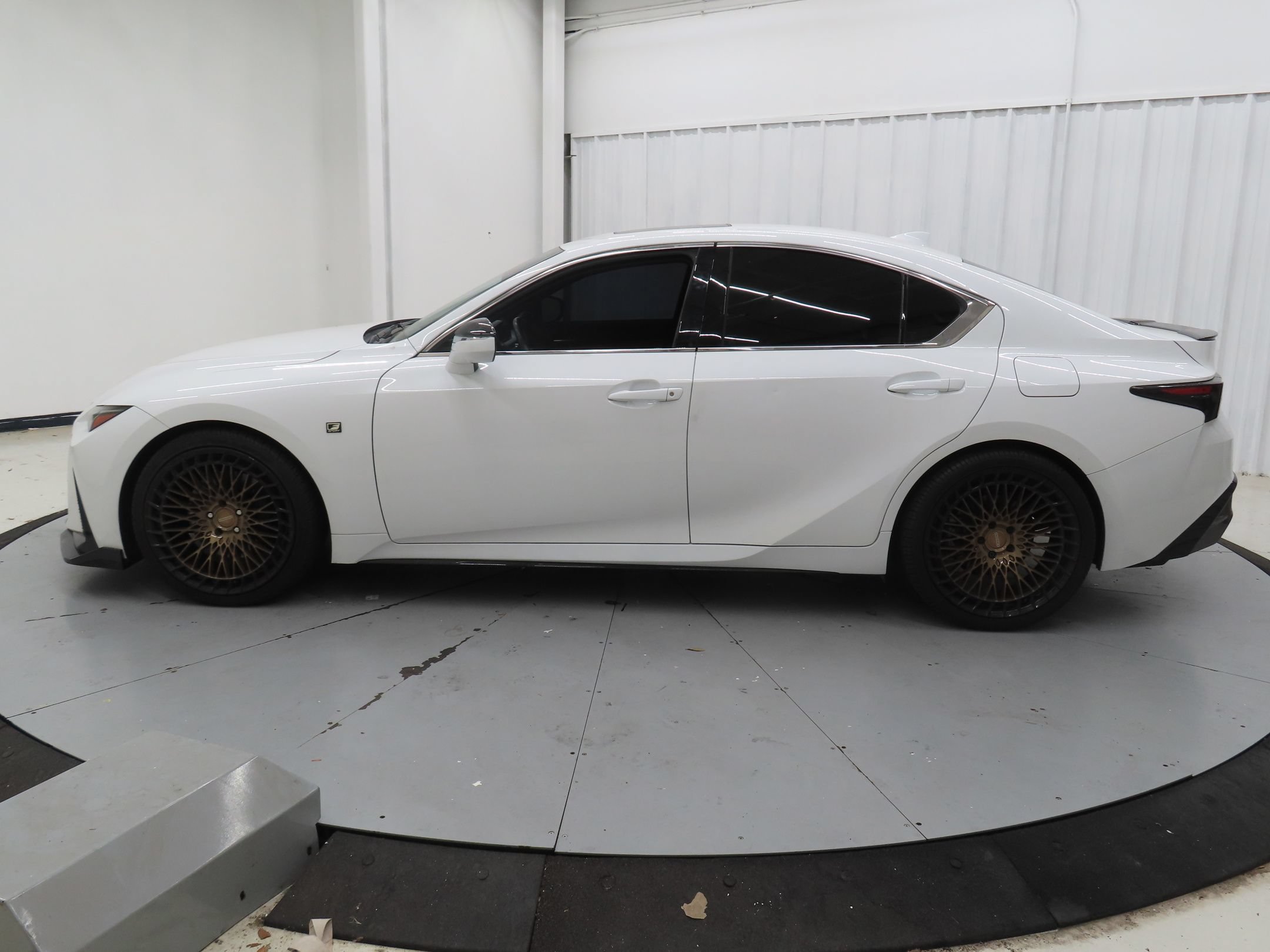 Used 2023 Lexus IS 350 F Sport RWD image 7