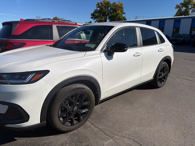 Used 2024 Honda HR-V Sport image 2