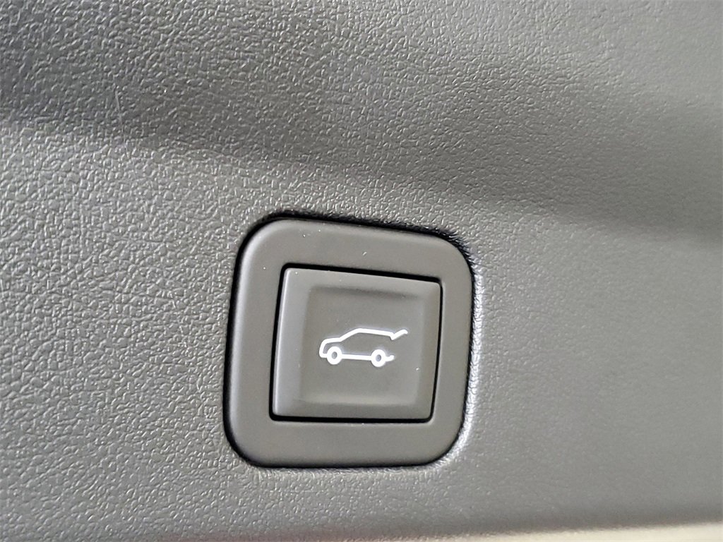 New 2026 Cadillac Escalade IQ Sport 2 w/ LPO, ONYX Package image 8