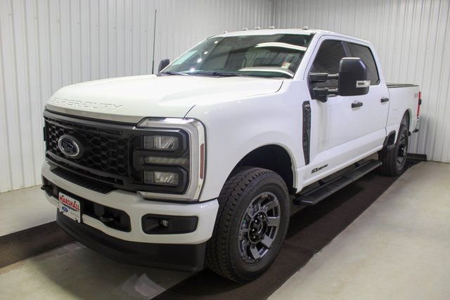 Used 2025 Ford F250 XL w/ STX Appearance Package image 3