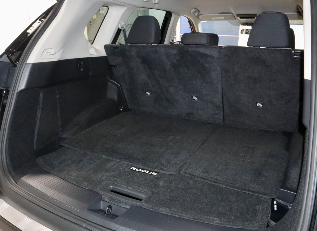 Certified 2022 Nissan Rogue SV image 15