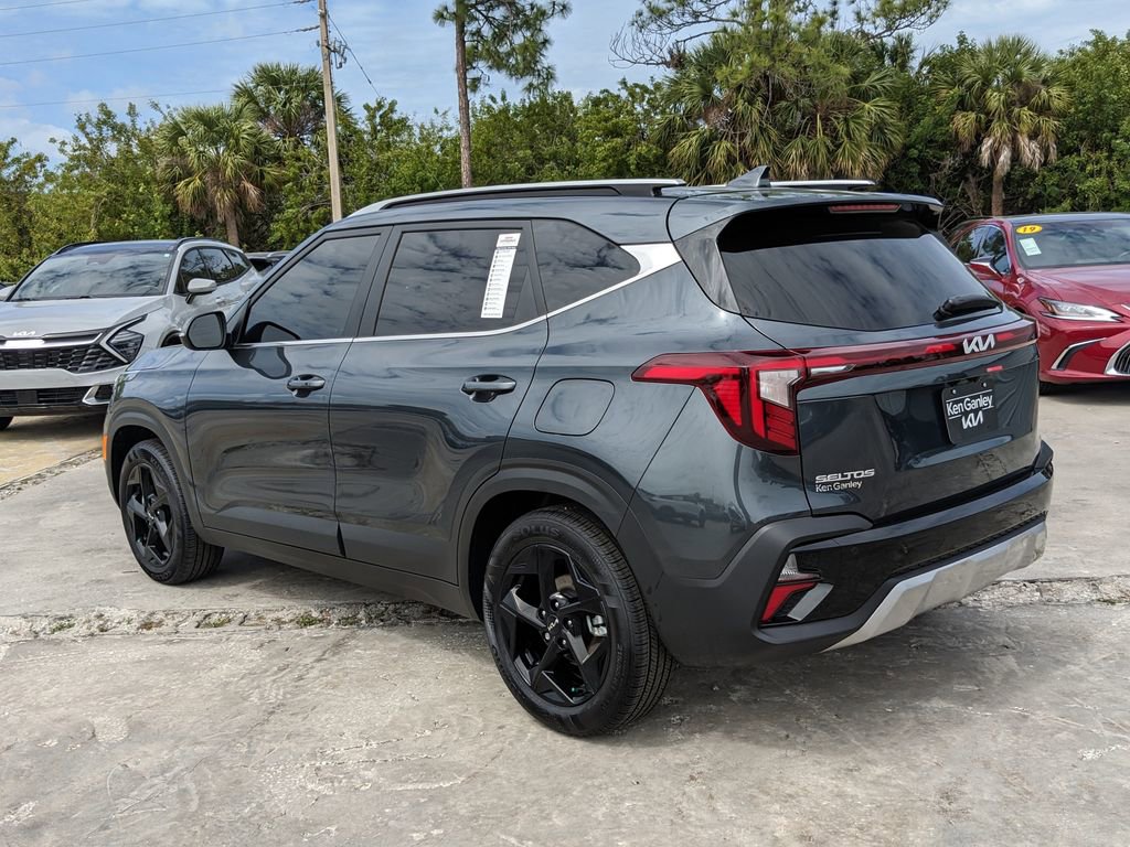 Certified 2026 Kia Seltos EX w/ EX Sunroof Package FWD image 6