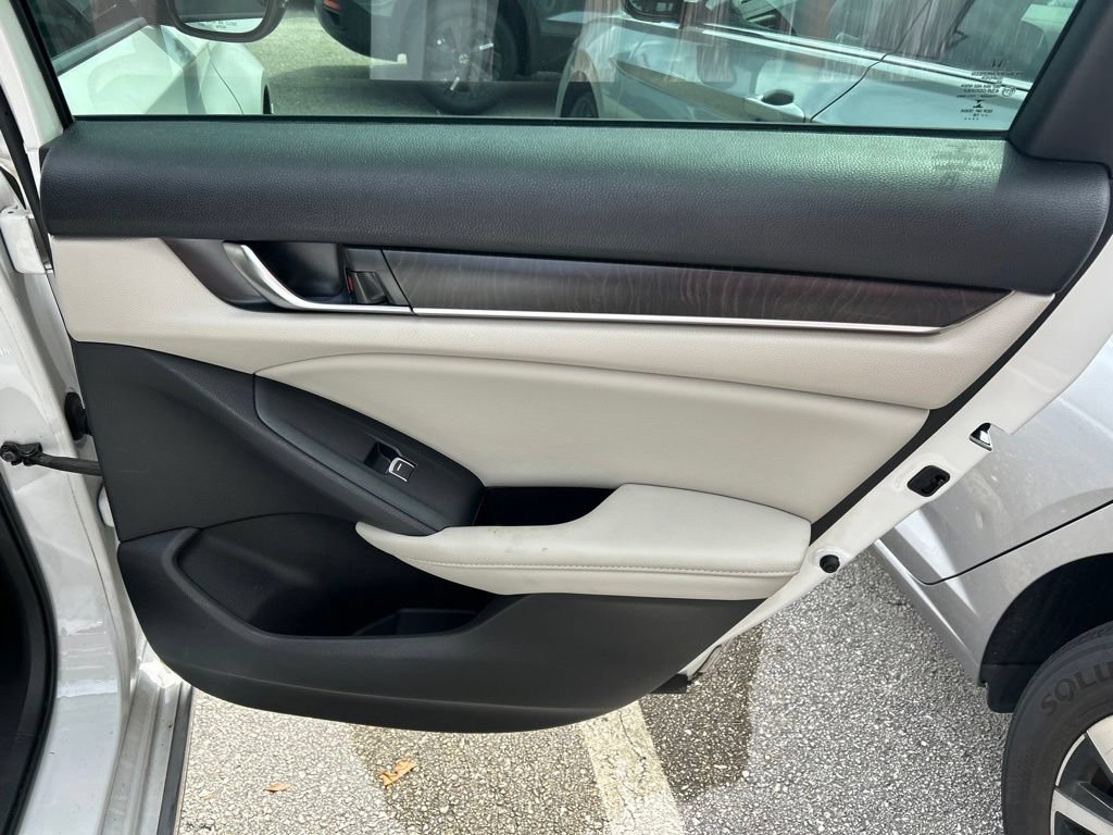 Used 2018 Honda Accord EX-L image 44