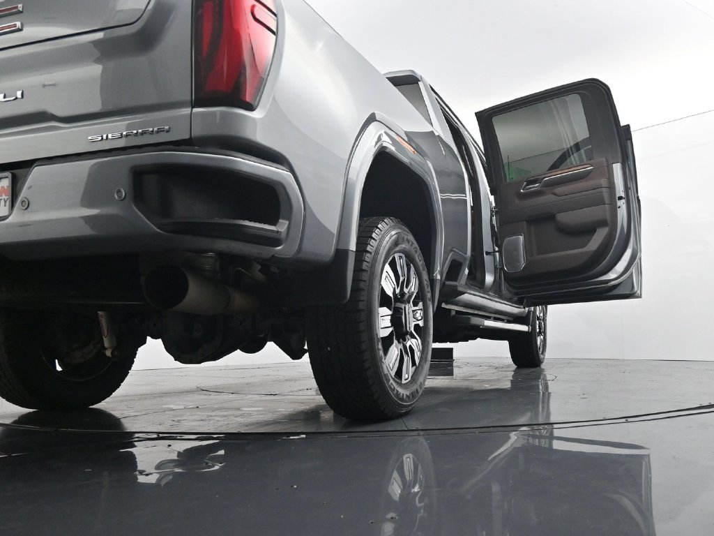 Used 2024 GMC Sierra 2500 Denali w/ Denali Reserve Package AWD/4WD image 44