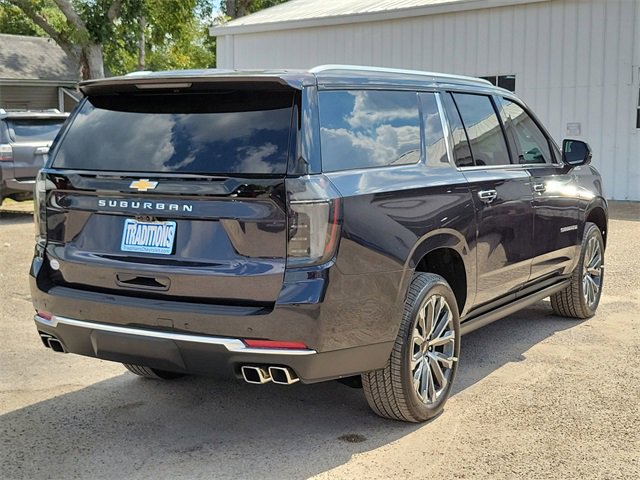 New 2026 Chevrolet Suburban High Country image 40