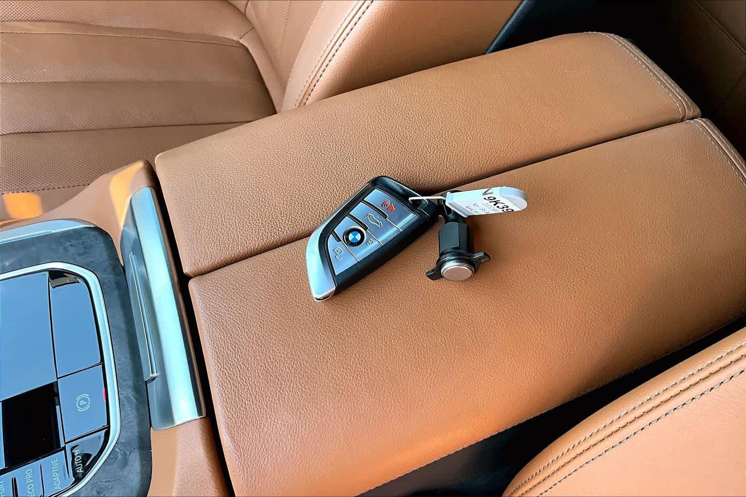 Used 2022 BMW X5 sDrive40i w/ M Sport Package RWD image 14