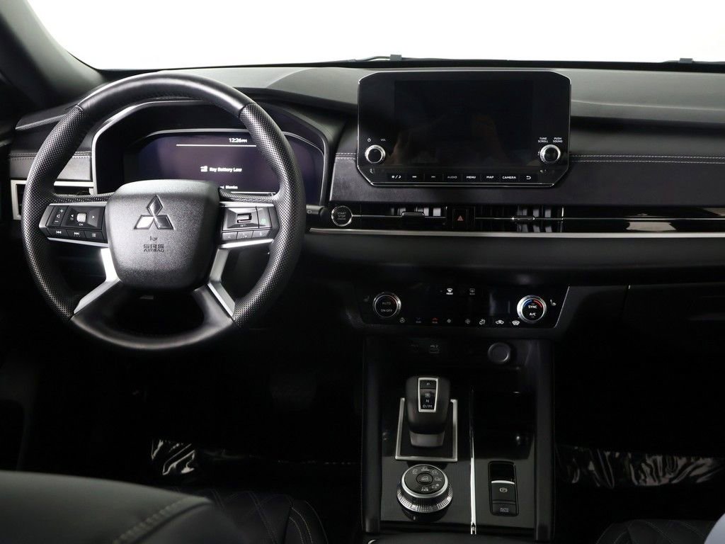 Used 2023 Mitsubishi Outlander SEL Black Edition AWD/4WD image 37