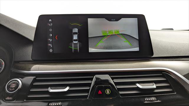 Used 2018 BMW 540i w/ Premium Package image 24