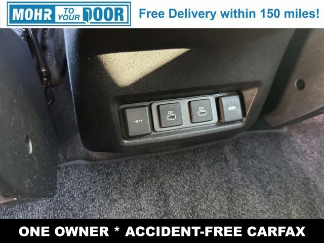 Used 2022 Land Rover Discovery S image 34