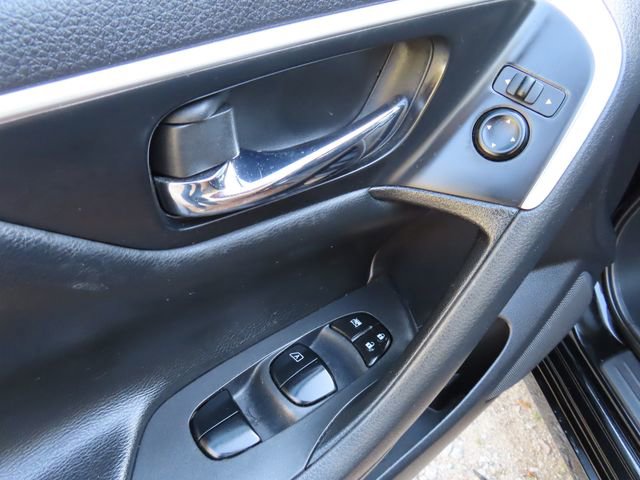 Used 2018 Nissan Altima 2.5 SV FWD image 27