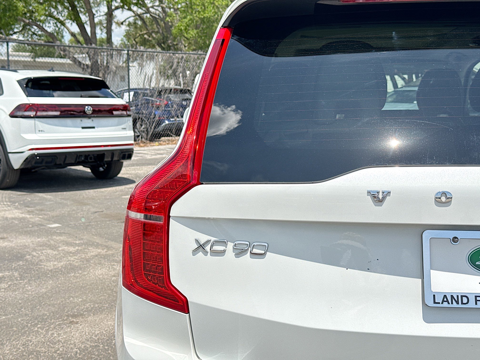 Used 2024 Volvo XC90 B6 Ultimate w/ Lounge Package AWD/4WD image 9