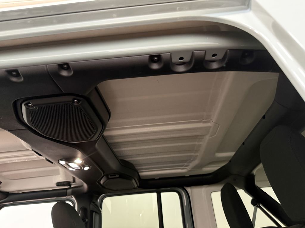 Used 2023 Jeep Wrangler Unlimited Rubicon w/ Cold Weather Group image 50