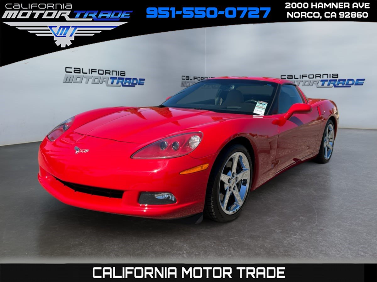 Used 2007 Chevrolet Corvette Coupe w/ Preferred Equipment Group RWD image 1
