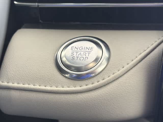 New 2026 Lincoln Nautilus Premier AWD/4WD image 8