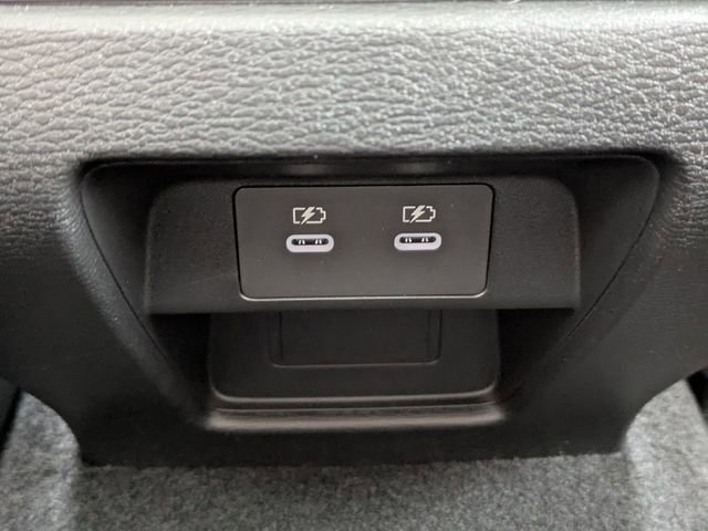 New 2026 Mitsubishi Outlander SEL FWD image 17