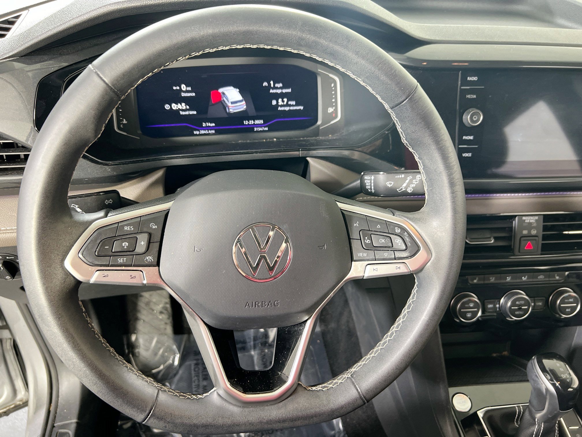 Used 2022 Volkswagen Taos SEL AWD/4WD image 11