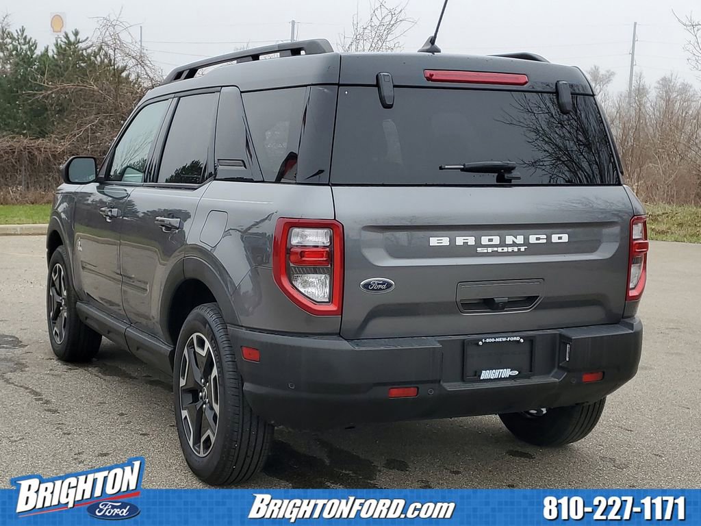 Used 2024 Ford Bronco Sport Outer Banks w/ Tech Package image 3