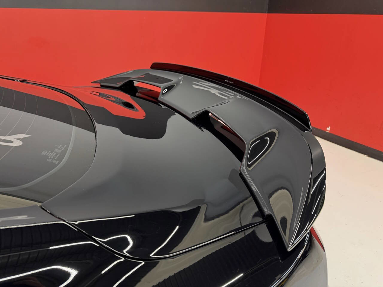 Used 2019 Ford Mustang Shelby GT350 w/ Technology Package image 18