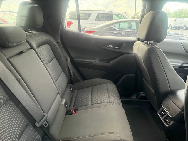 Used 2025 Chevrolet Equinox LT AWD/4WD image 7