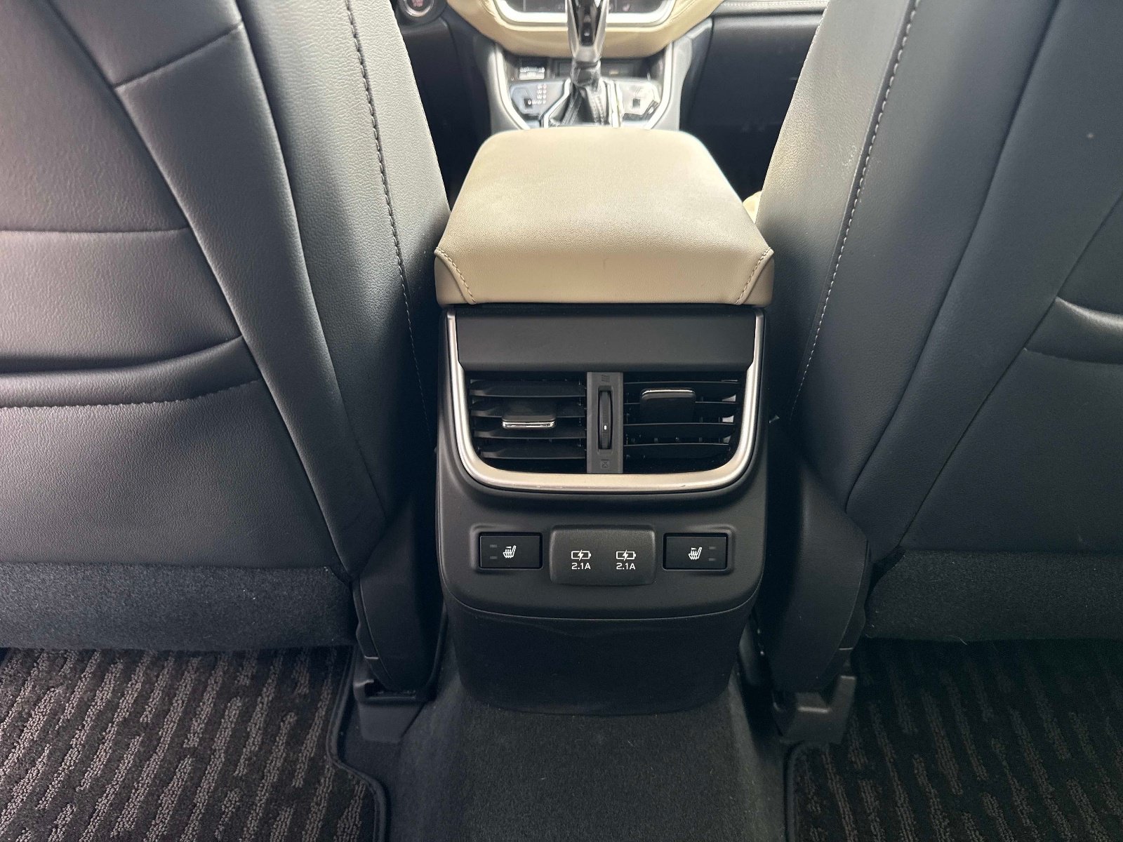 Used 2020 Subaru Outback Limited w/ Popular Package #2 AWD/4WD image 17