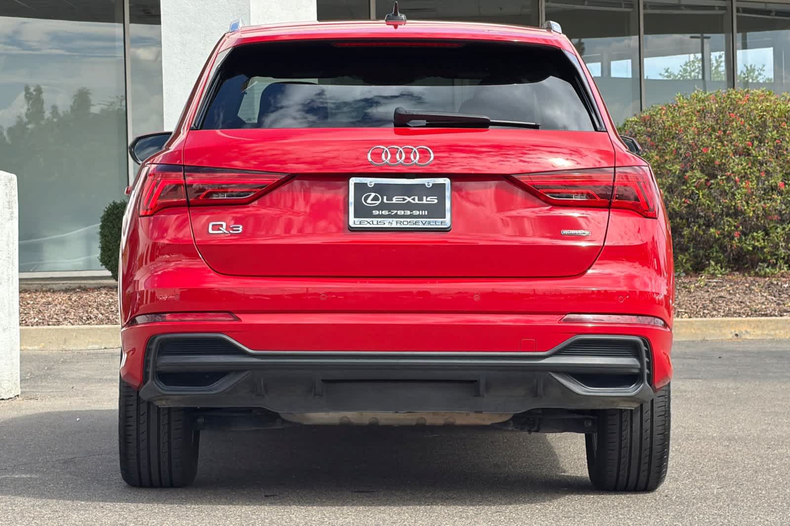 Used 2025 Audi Q3 2.0T Premium AWD/4WD image 8