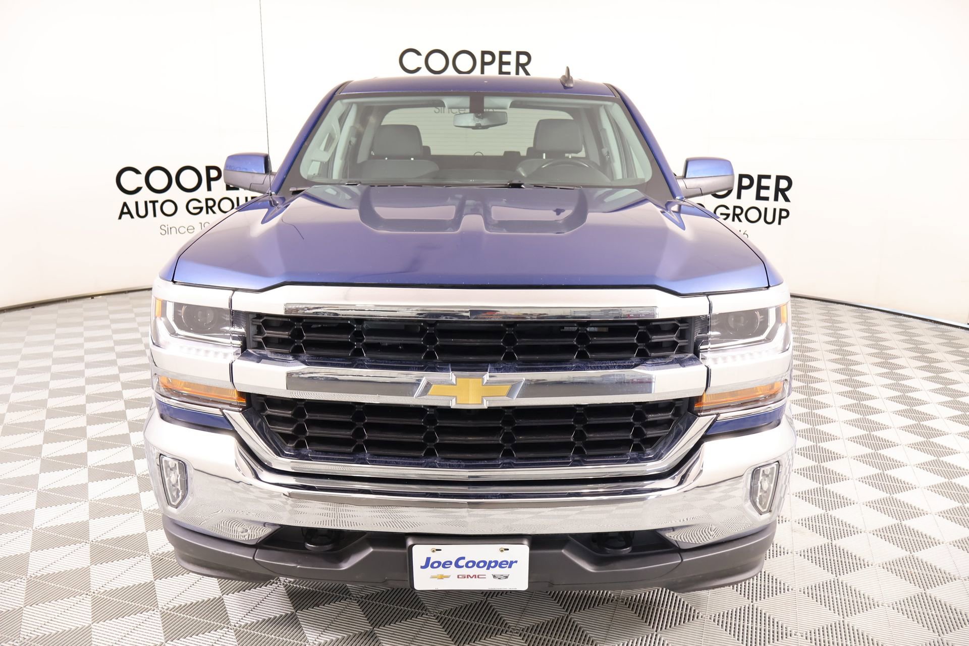 Used 2018 Chevrolet Silverado 1500 LT w/ All Star Edition image 8