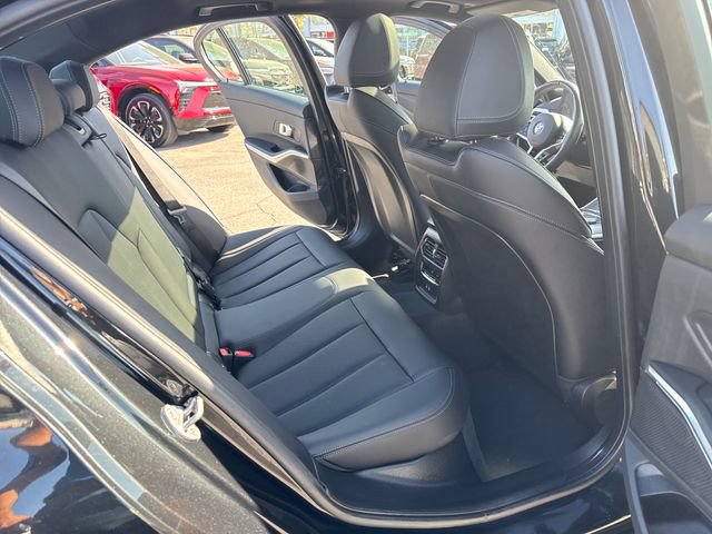 Used 2026 BMW 330i xDrive Sedan AWD/4WD image 36