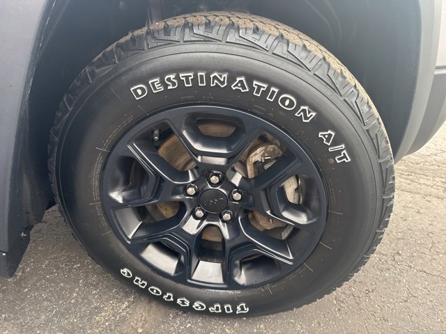 Used 2022 Jeep Cherokee Trailhawk w/ Comfort/Convenience Group image 27