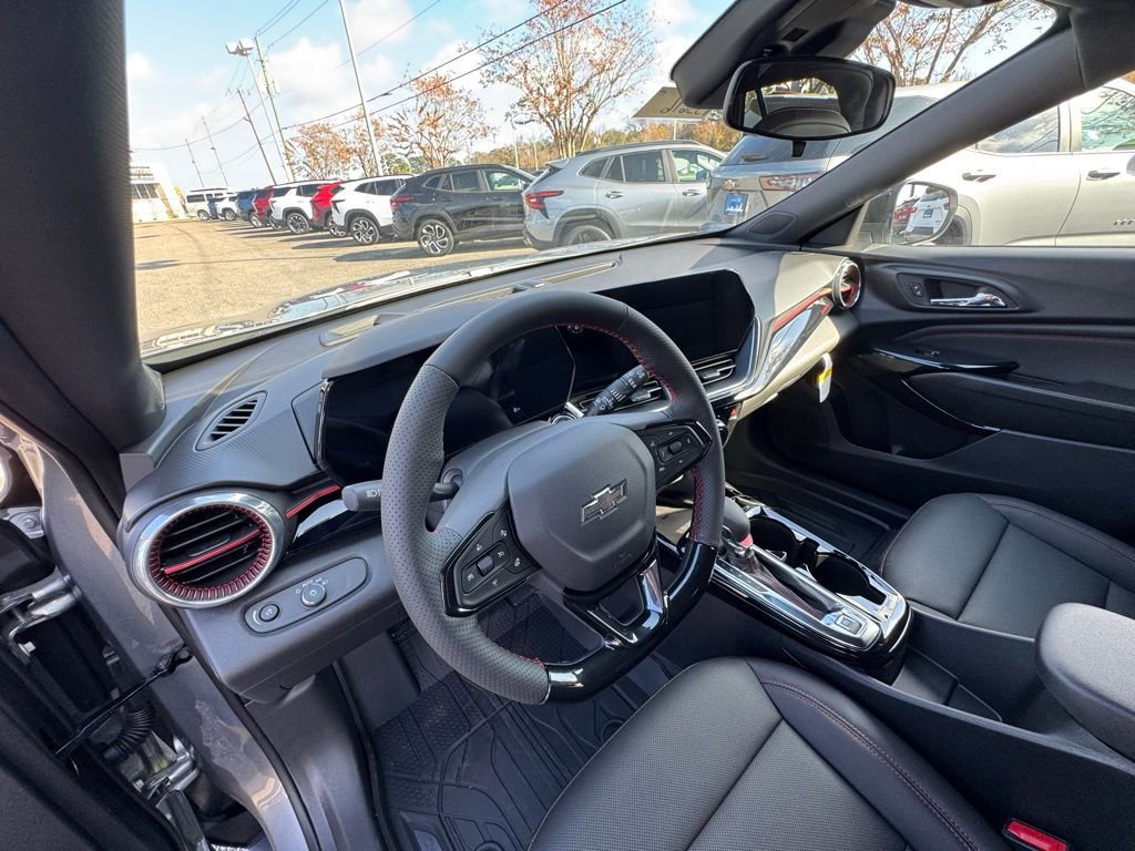 New 2026 Chevrolet Trax RS w/ Sunroof Package image 11