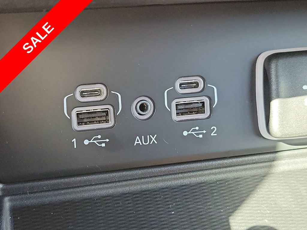 New 2025 Jeep Grand Cherokee Laredo w/ Luxury Tech Group I image 32