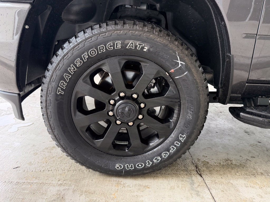 Used 2025 RAM 2500 Laramie AWD/4WD image 14