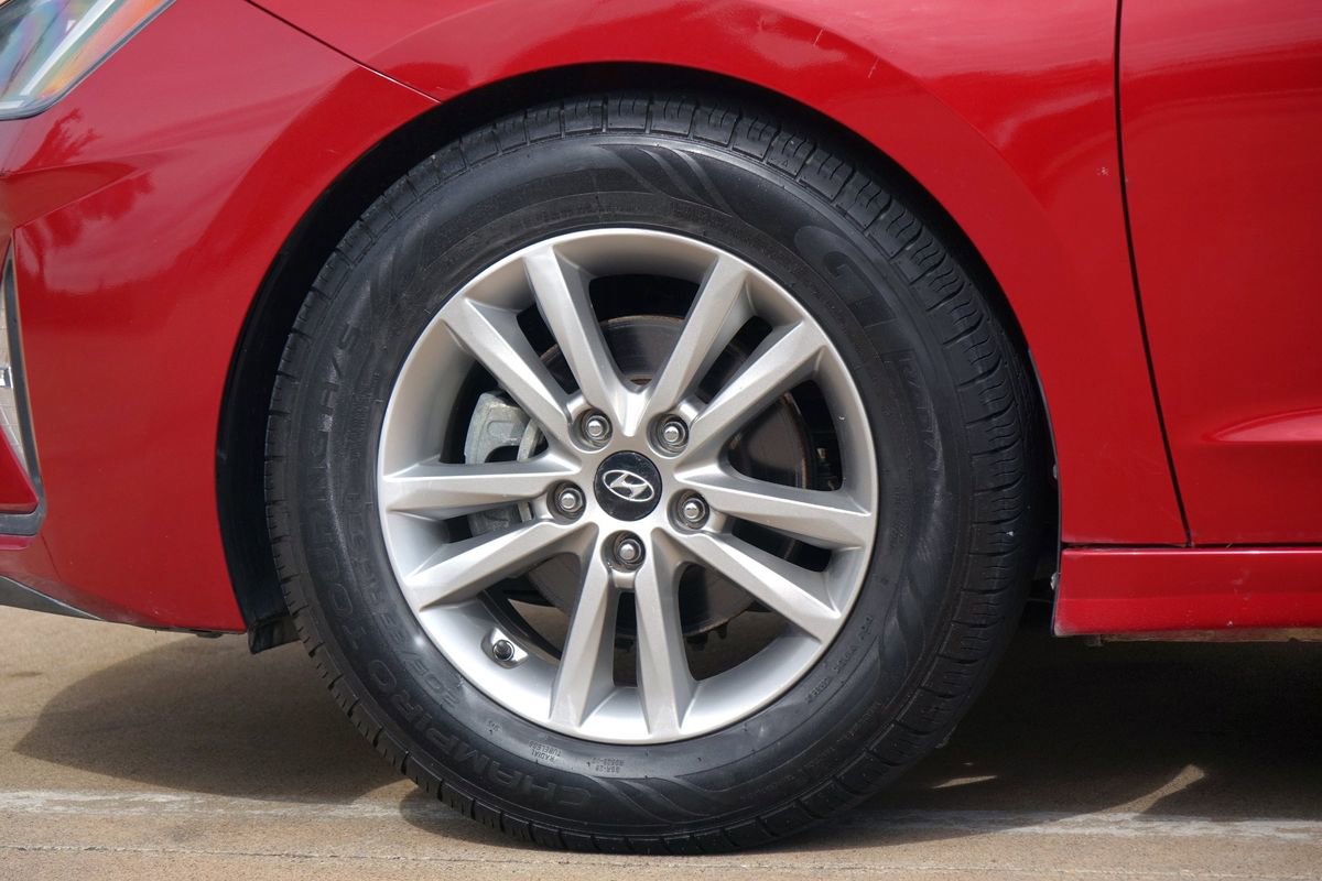 Used 2019 Hyundai Elantra Value Edition FWD image 25