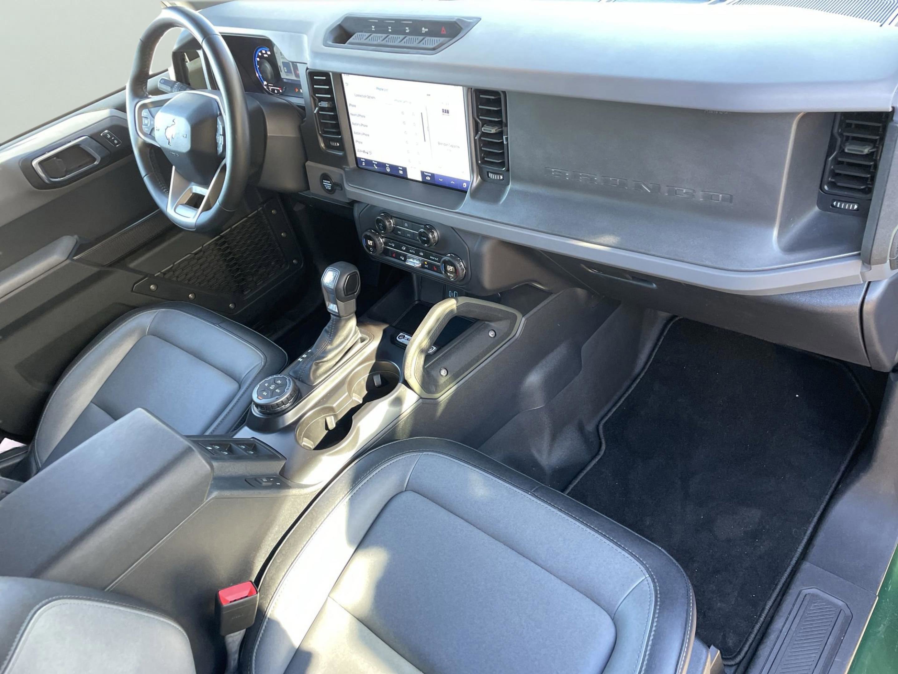 Used 2024 Ford Bronco Everglades image 28