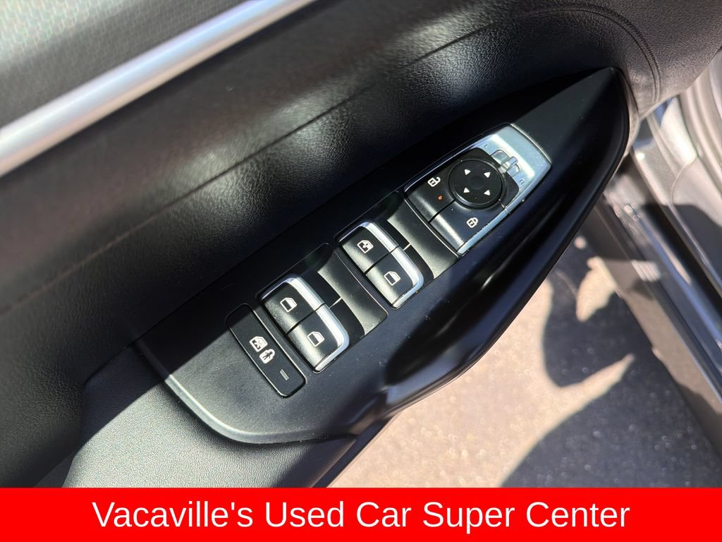 Used 2025 Kia K5 LXS FWD image 11