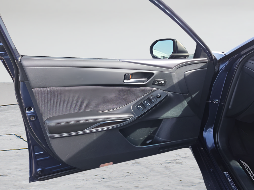 Used 2019 Toyota Avalon Touring w/ Advanced Safety Package FWD image 13
