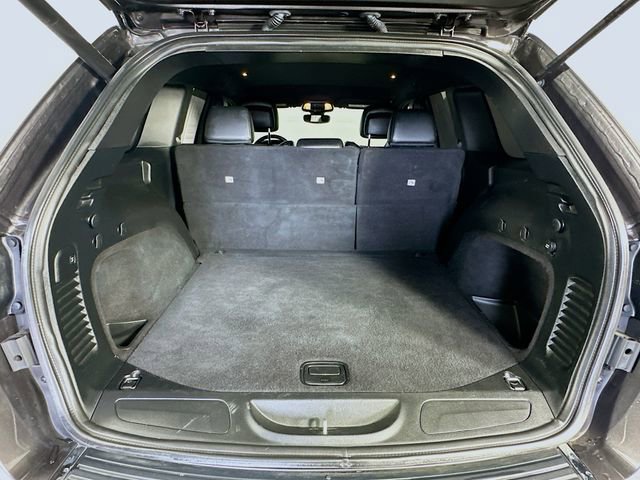 Used 2019 Jeep Grand Cherokee Limited AWD/4WD image 30