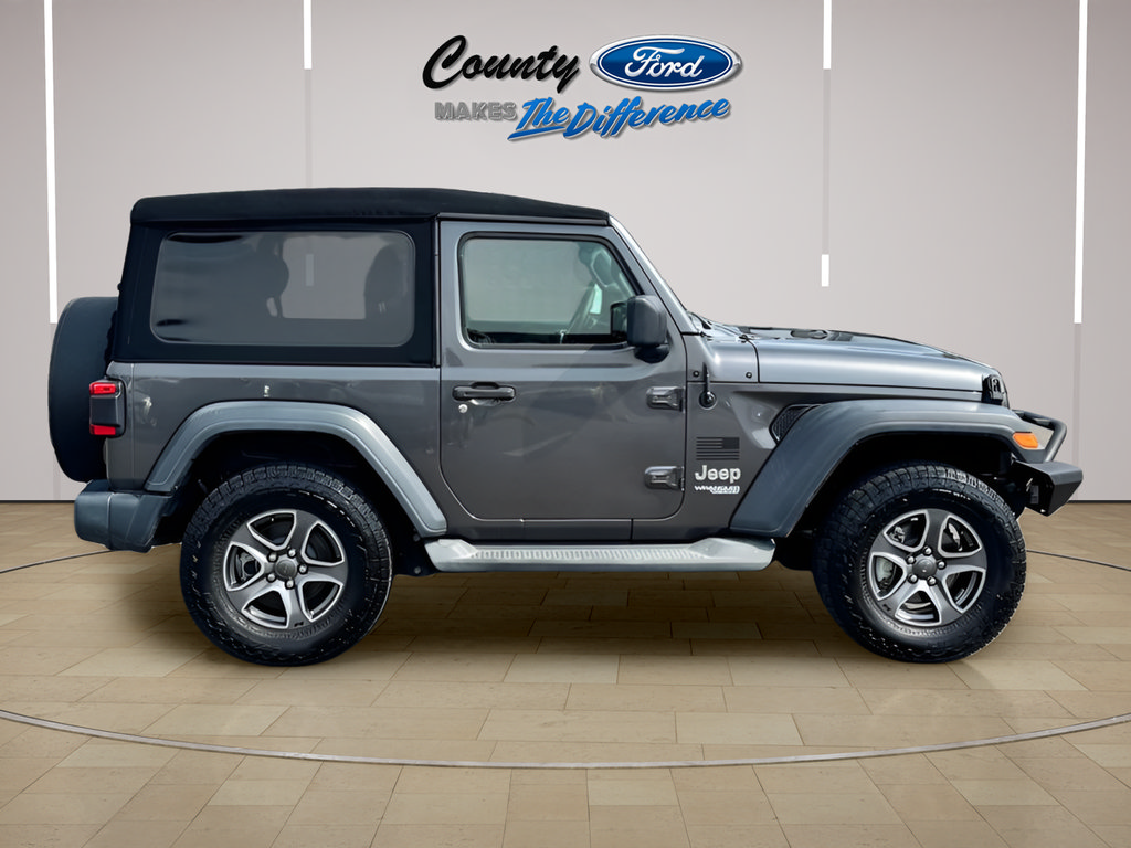 Used 2018 Jeep Wrangler Sport AWD/4WD image 4