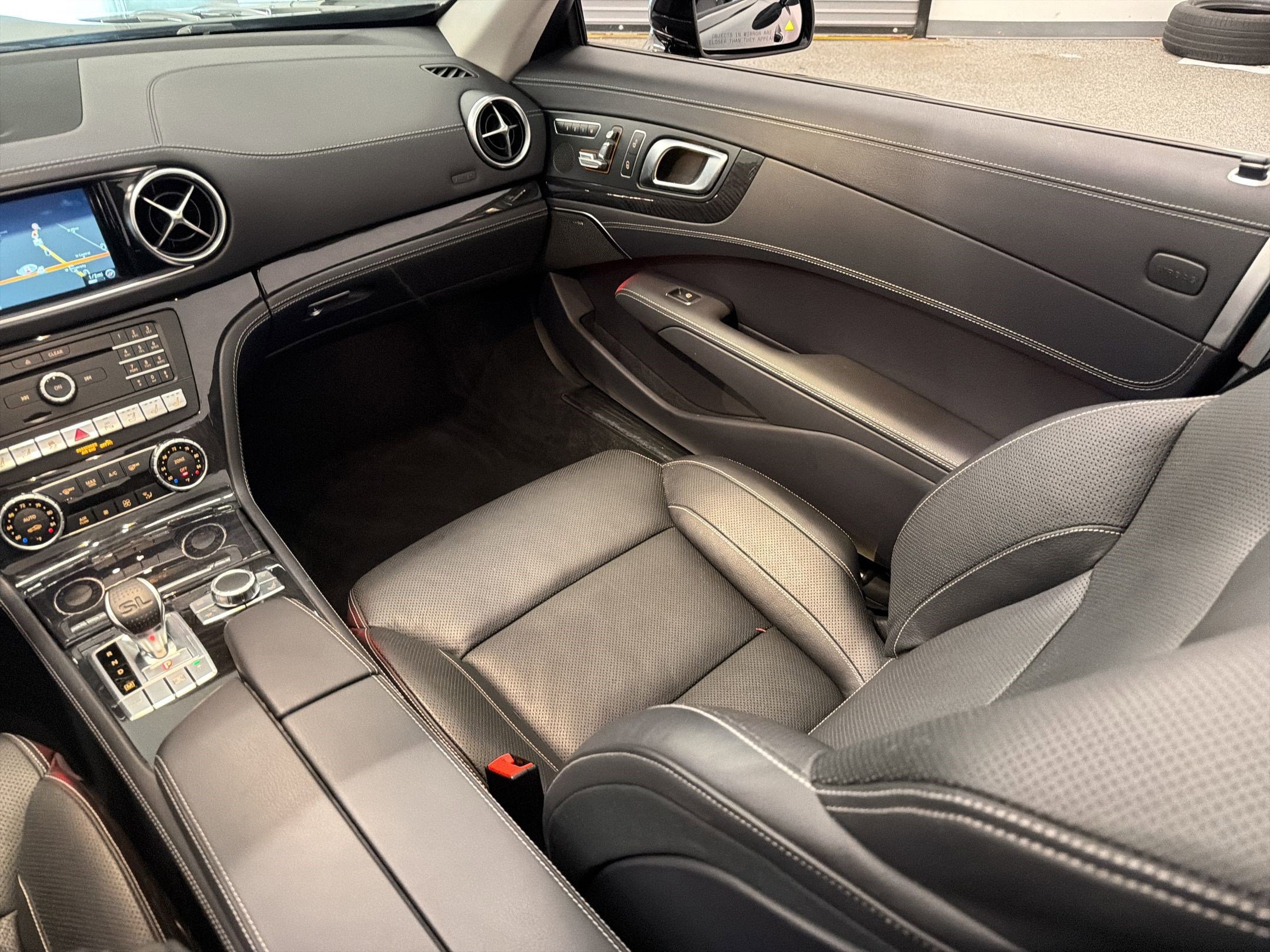 Certified 2020 Mercedes-Benz SL 550 image 26