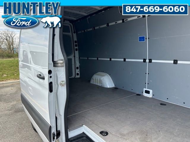 Used 2024 Mercedes-Benz Sprinter 2500 w/ Parking Package image 10