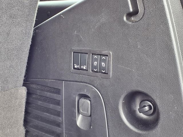 Used 2020 Cadillac Escalade Luxury image 25