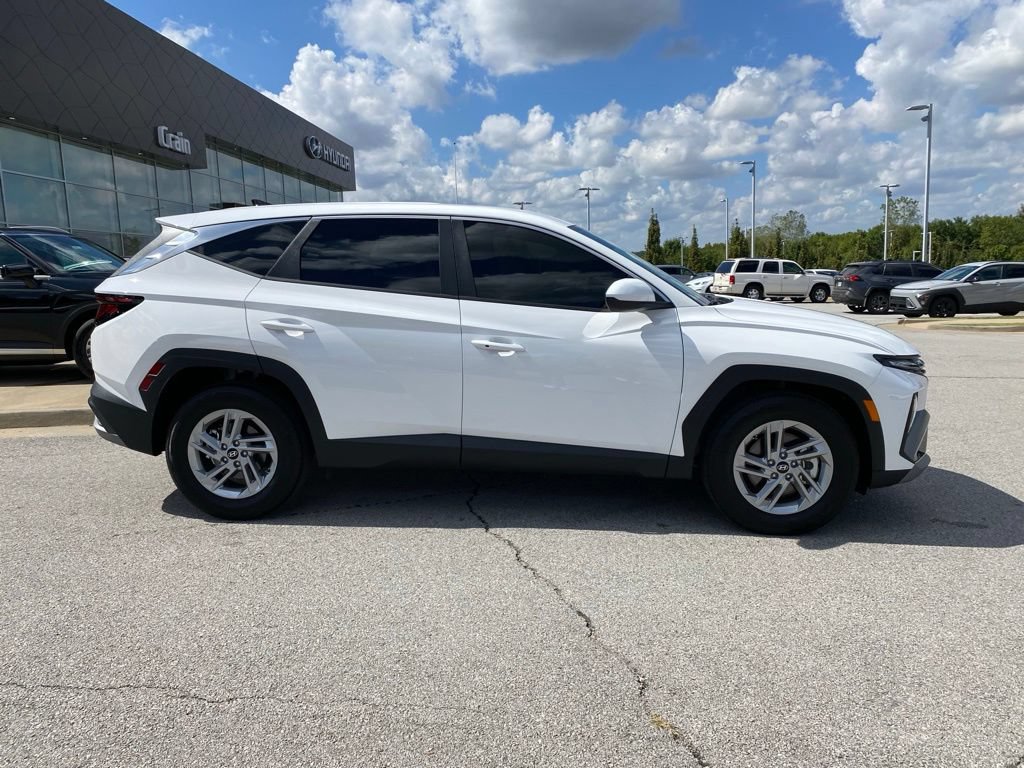 New 2026 Hyundai Tucson SE FWD image 8