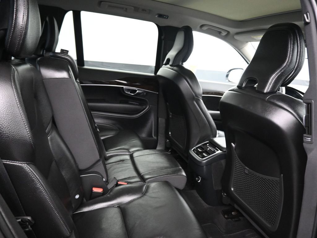 Used 2019 Volvo XC90 T6 Momentum w/ Protection Package Premier AWD/4WD image 31