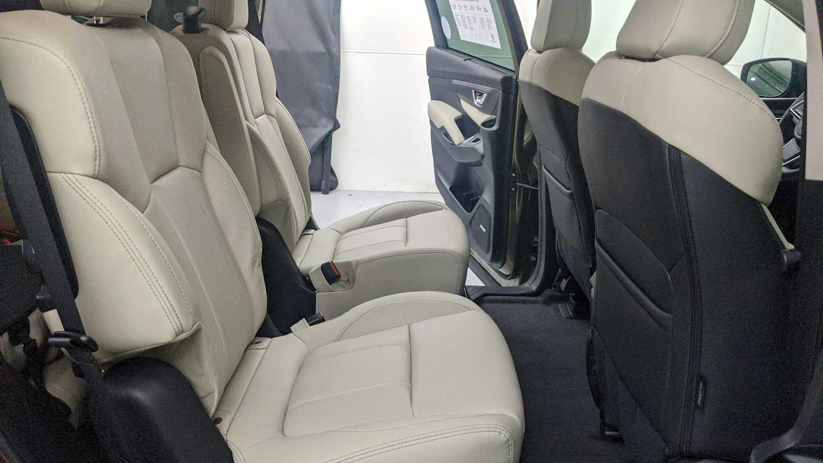 New 2026 Subaru Ascent Limited AWD/4WD image 31