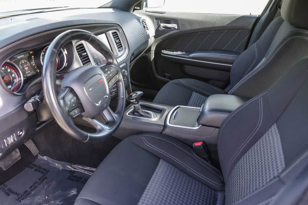 Used 2023 Dodge Charger SXT RWD image 17