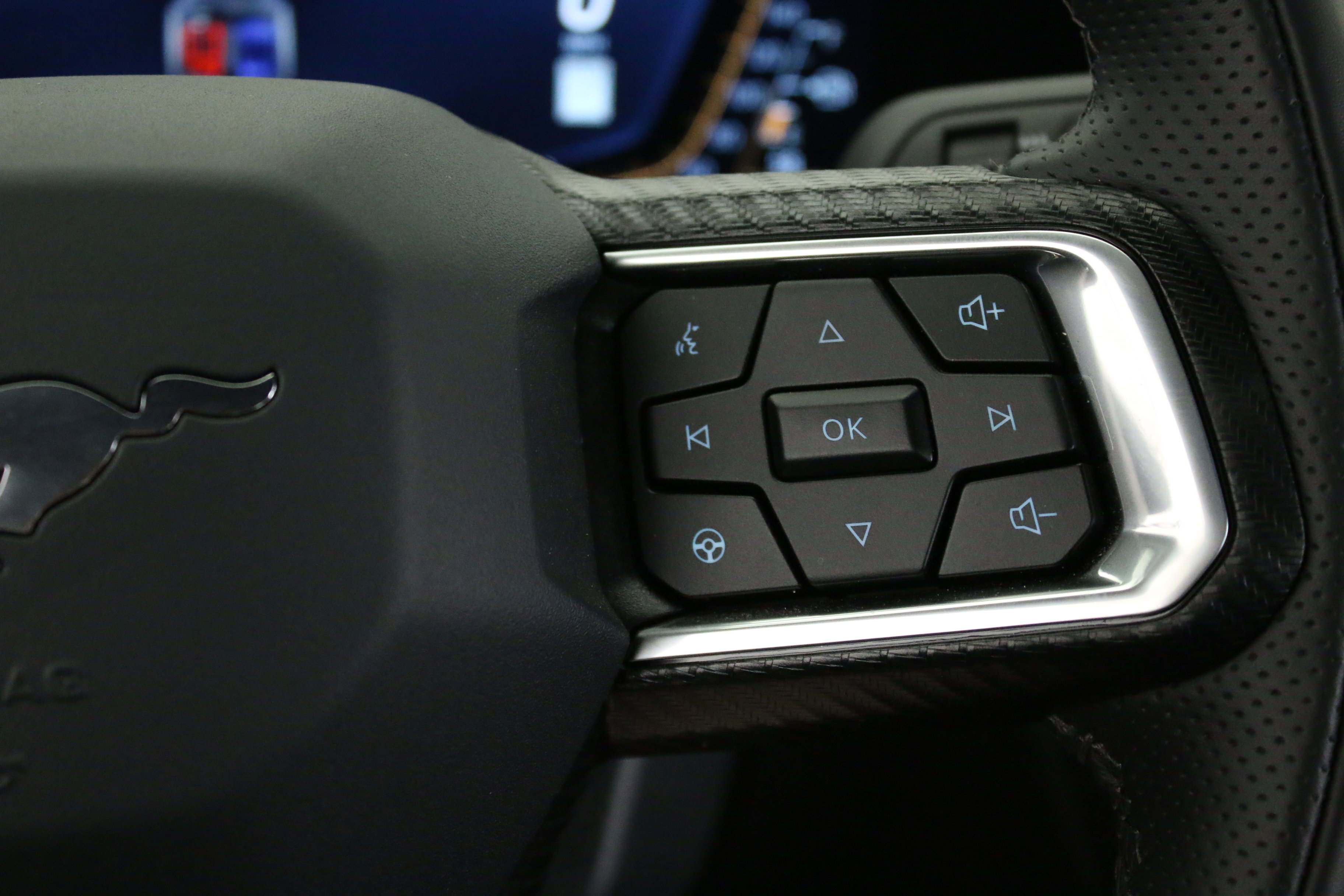 Used 2025 Ford Mustang GT Premium RWD image 13
