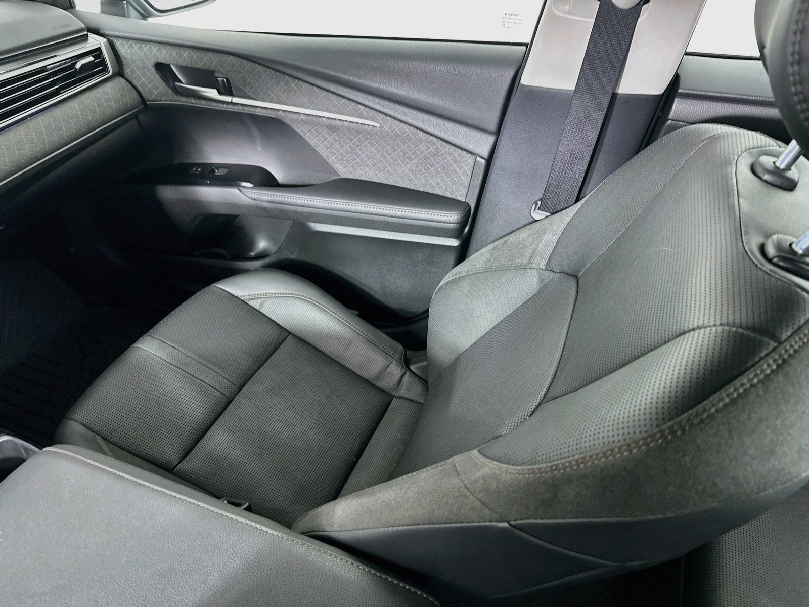 Certified 2025 Toyota Camry XLE AWD/4WD image 23